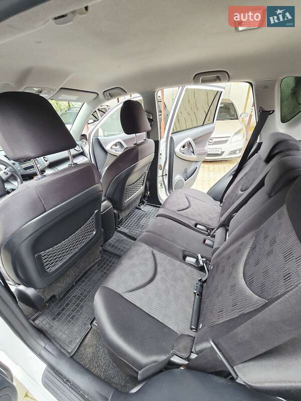 Внедорожник / Кроссовер Toyota RAV4 2010 в Одессе фото 25 Внедорожник / Кроссовер Toyota RAV4 2010 в Одессе