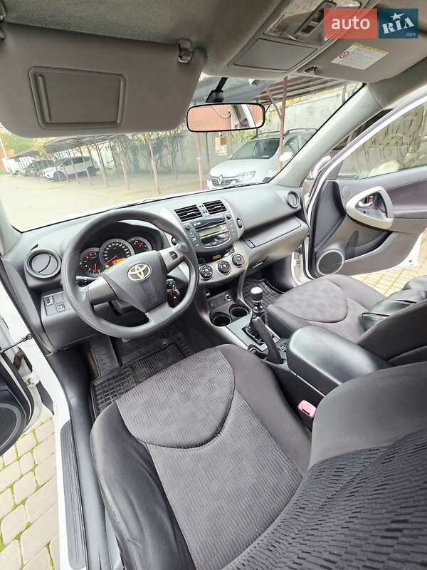 Внедорожник / Кроссовер Toyota RAV4 2010 в Одессе фото 24 Внедорожник / Кроссовер Toyota RAV4 2010 в Одессе