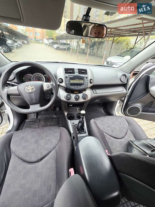 Внедорожник / Кроссовер Toyota RAV4 2010 в Одессе фото 20 Внедорожник / Кроссовер Toyota RAV4 2010 в Одессе