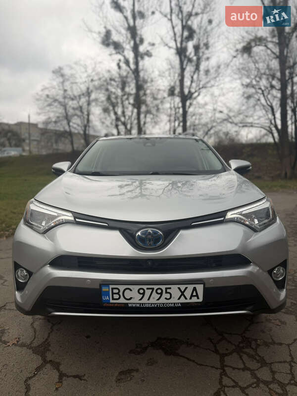 Внедорожник / Кроссовер Toyota RAV4 2016 в Львове