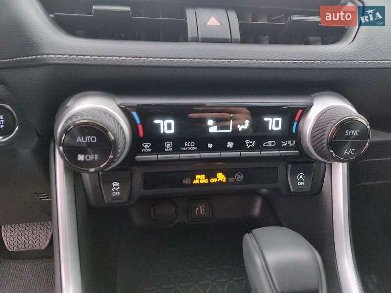 Внедорожник / Кроссовер Toyota RAV4 2024 в Киеве фото 28 Внедорожник / Кроссовер Toyota RAV4 2024 в Киеве