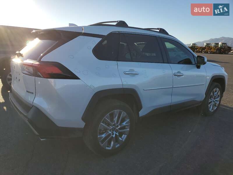 Внедорожник / Кроссовер Toyota RAV4 2023 в Днепре фото 3 Внедорожник / Кроссовер Toyota RAV4 2023 в Днепре