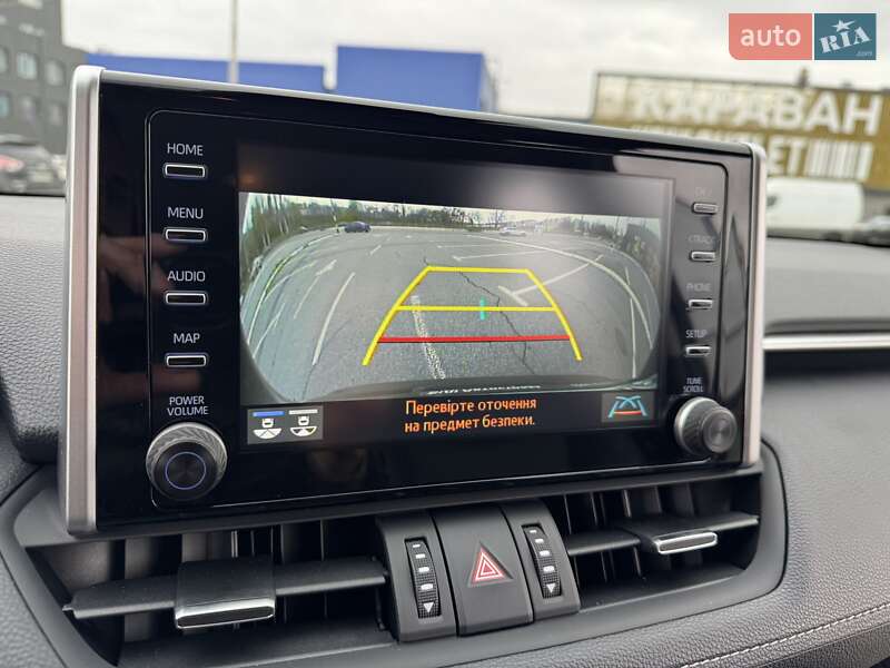 Позашляховик / Кросовер Toyota RAV4 2020 в Києві