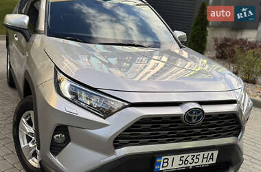 Позашляховик / Кросовер Toyota RAV4 2020 в Дніпрі