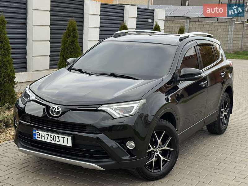 Внедорожник / Кроссовер Toyota RAV4 2016 в Одессе фото 9 Внедорожник / Кроссовер Toyota RAV4 2016 в Одессе