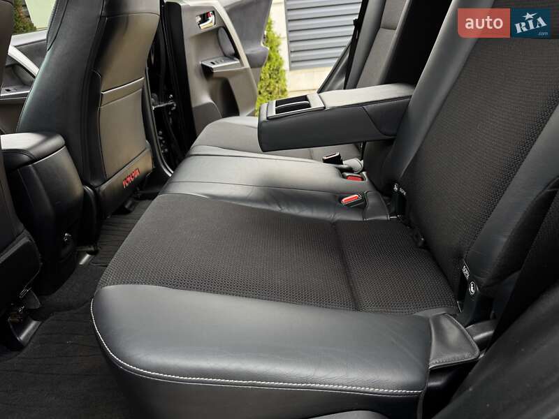 Внедорожник / Кроссовер Toyota RAV4 2016 в Одессе фото 58 Внедорожник / Кроссовер Toyota RAV4 2016 в Одессе