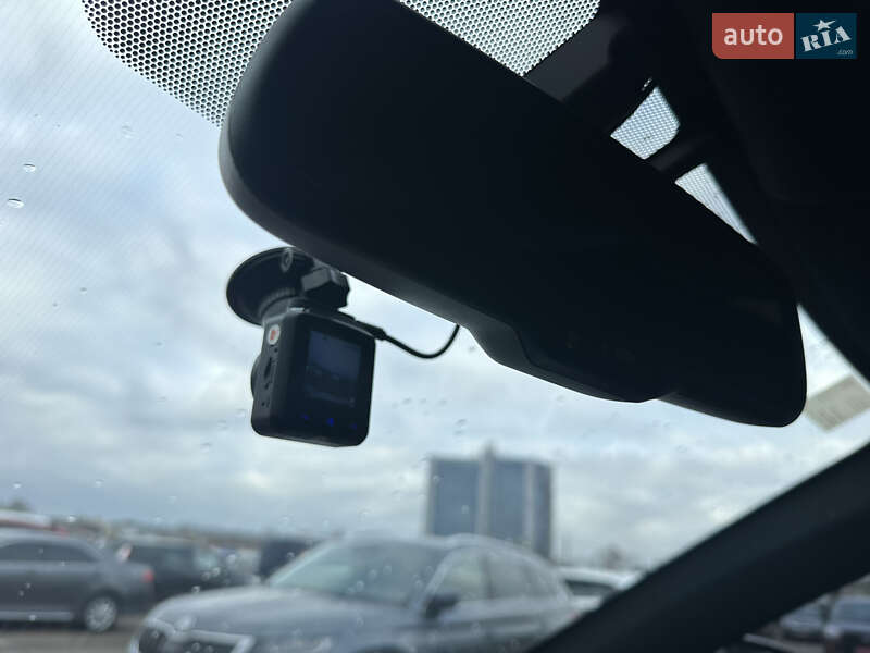 Внедорожник / Кроссовер Toyota RAV4 2016 в Киеве фото 45 Внедорожник / Кроссовер Toyota RAV4 2016 в Киеве