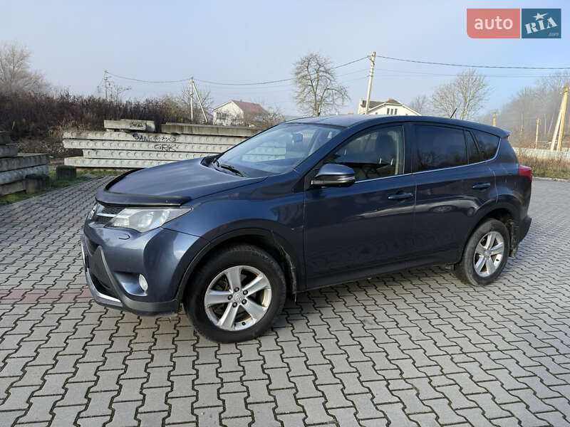 Внедорожник / Кроссовер Toyota RAV4 2014 в Ивано-Франковске фото 4 Внедорожник / Кроссовер Toyota RAV4 2014 в Ивано-Франковске
