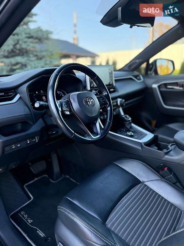 Позашляховик / Кросовер Toyota RAV4 2020 в Одесі