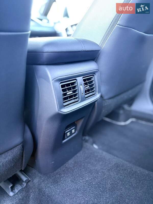 Позашляховик / Кросовер Toyota RAV4 2020 в Одесі