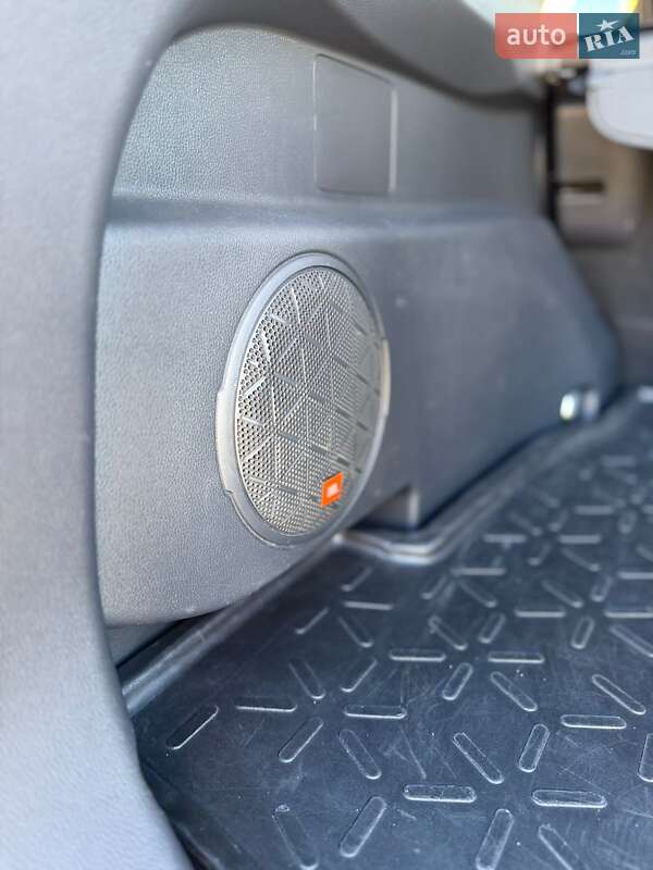 Позашляховик / Кросовер Toyota RAV4 2020 в Одесі