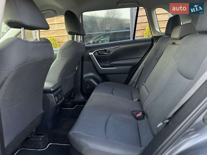 Внедорожник / Кроссовер Toyota RAV4 2019 в Шептицькому фото 48 Внедорожник / Кроссовер Toyota RAV4 2019 в Шептицькому