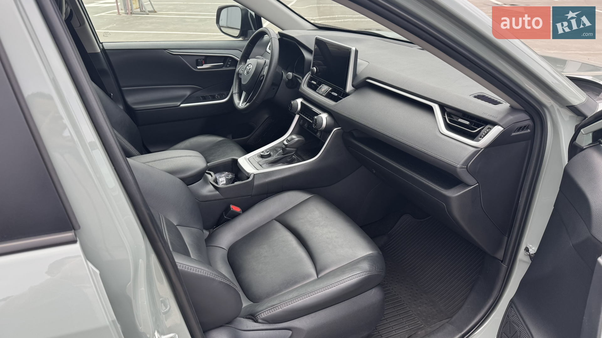 2023 Toyota RAV 4 - мініатюра 8