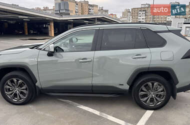 Внедорожник / Кроссовер Toyota RAV4 2023 в Киеве