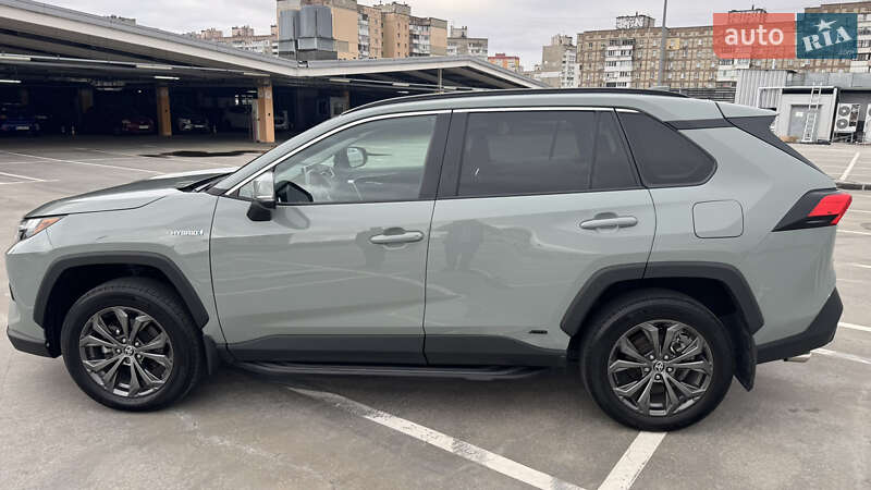 Позашляховик / Кросовер Toyota RAV4 2023 в Києві фото 18 Позашляховик / Кросовер Toyota RAV4 2023 в Києві