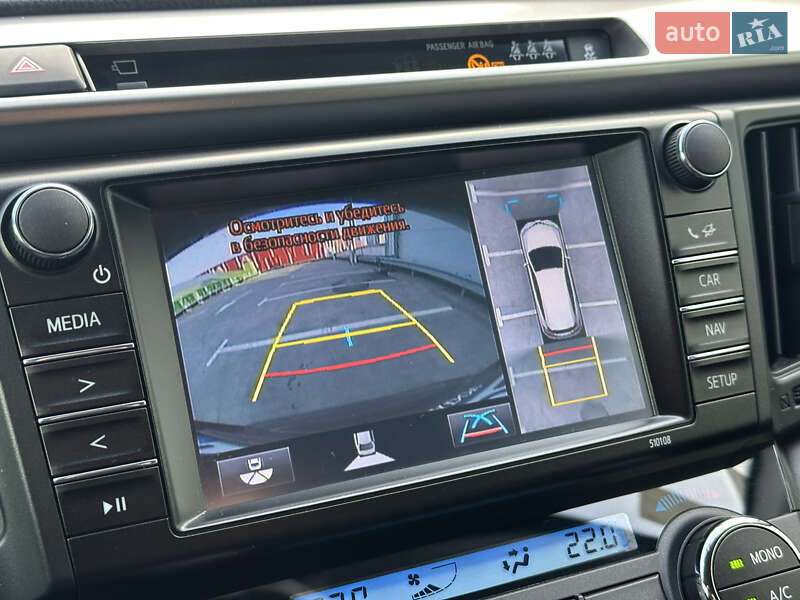 Внедорожник / Кроссовер Toyota RAV4 2017 в Киеве