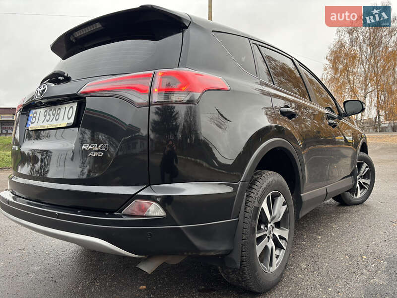 Внедорожник / Кроссовер Toyota RAV4 2015 в Гадяче фото 10 Внедорожник / Кроссовер Toyota RAV4 2015 в Гадяче