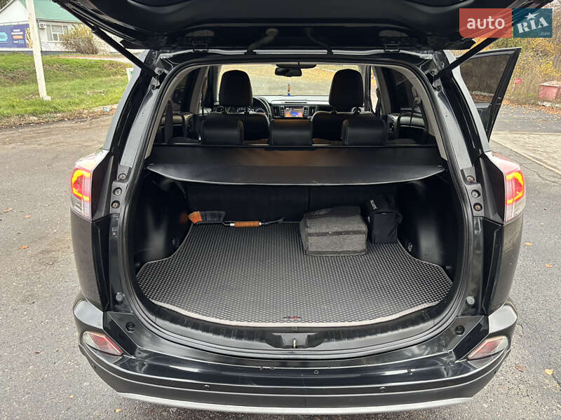 Внедорожник / Кроссовер Toyota RAV4 2015 в Гадяче фото 19 Внедорожник / Кроссовер Toyota RAV4 2015 в Гадяче
