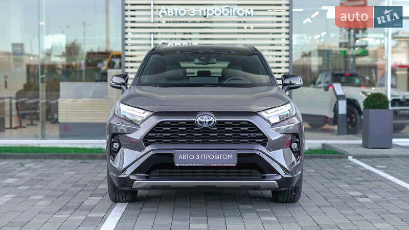 Внедорожник / Кроссовер Toyota RAV4 2023 в Львове