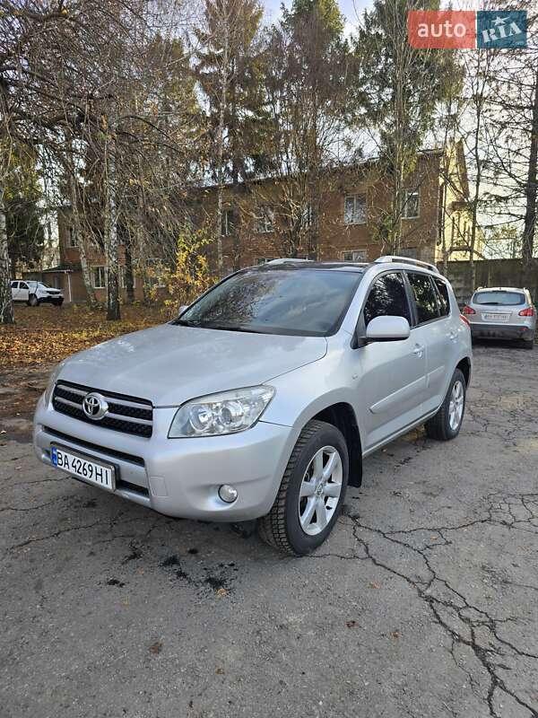 Внедорожник / Кроссовер Toyota RAV4 2007 в Хмельницком