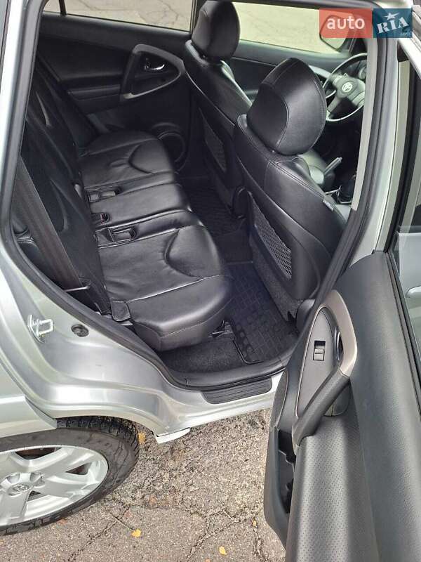 Внедорожник / Кроссовер Toyota RAV4 2006 в Харькове фото 6 Внедорожник / Кроссовер Toyota RAV4 2006 в Харькове