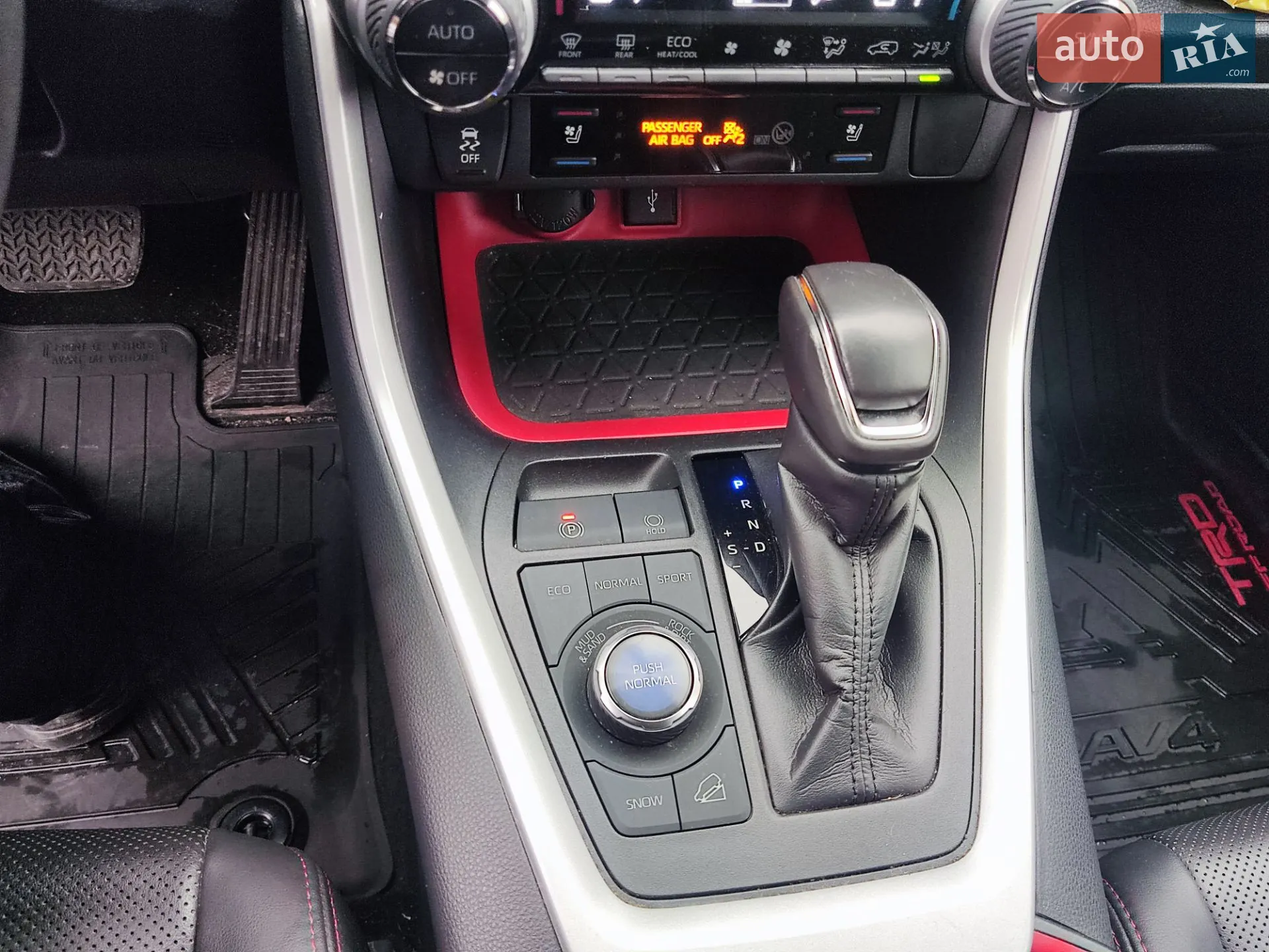 2019 Toyota RAV 4 - мініатюра 28