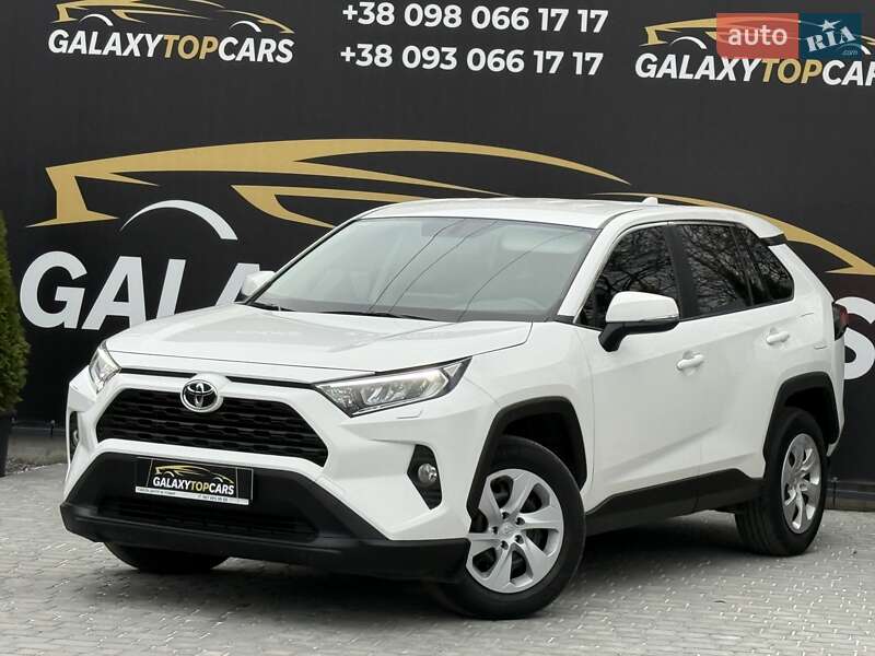 Внедорожник / Кроссовер Toyota RAV4 2020 в Виннице фото 3 Внедорожник / Кроссовер Toyota RAV4 2020 в Виннице