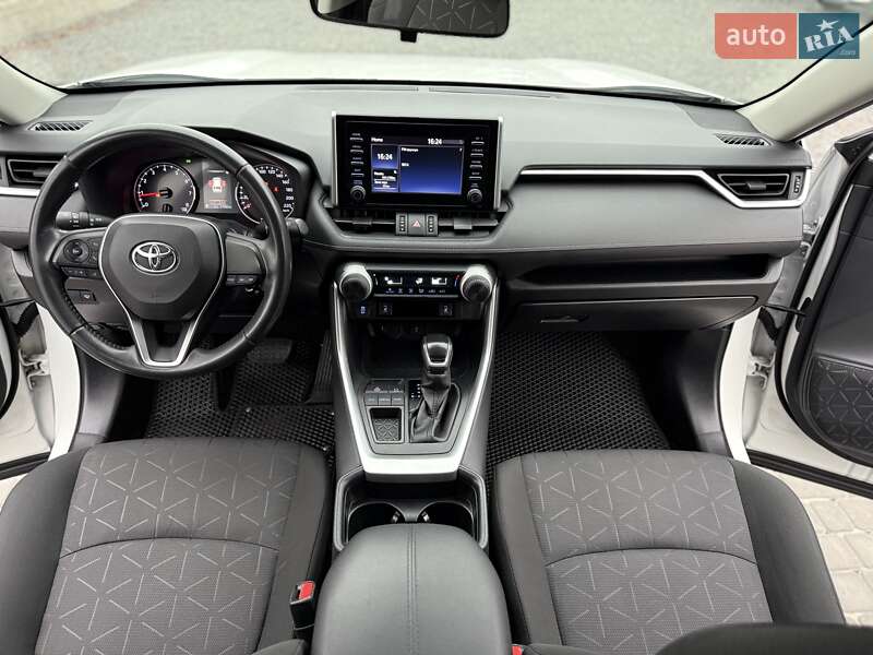 Внедорожник / Кроссовер Toyota RAV4 2020 в Виннице фото 29 Внедорожник / Кроссовер Toyota RAV4 2020 в Виннице