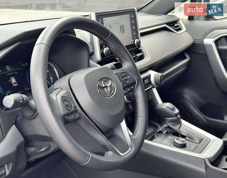 Внедорожник / Кроссовер Toyota RAV4 2021 в Киеве фото 3 Внедорожник / Кроссовер Toyota RAV4 2021 в Киеве
