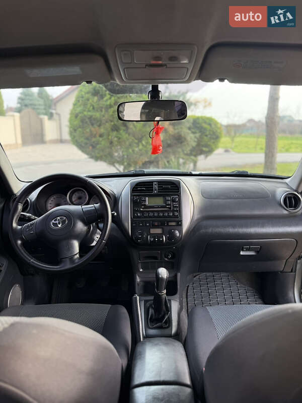 Позашляховик / Кросовер Toyota RAV4 2004 в Ужгороді фото 13 Позашляховик / Кросовер Toyota RAV4 2004 в Ужгороді