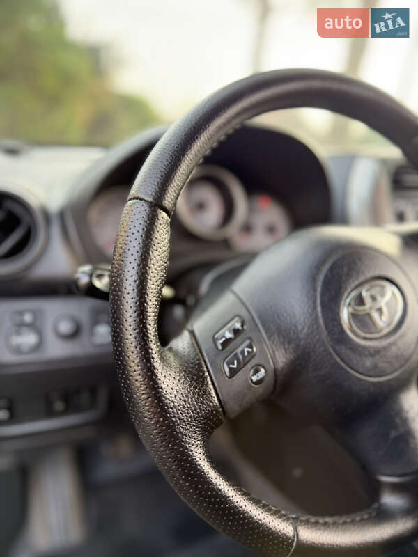 Позашляховик / Кросовер Toyota RAV4 2004 в Ужгороді фото 15 Позашляховик / Кросовер Toyota RAV4 2004 в Ужгороді