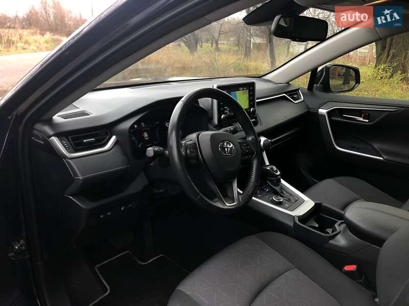 Внедорожник / Кроссовер Toyota RAV4 2019 в Чернигове фото 10 Внедорожник / Кроссовер Toyota RAV4 2019 в Чернигове
