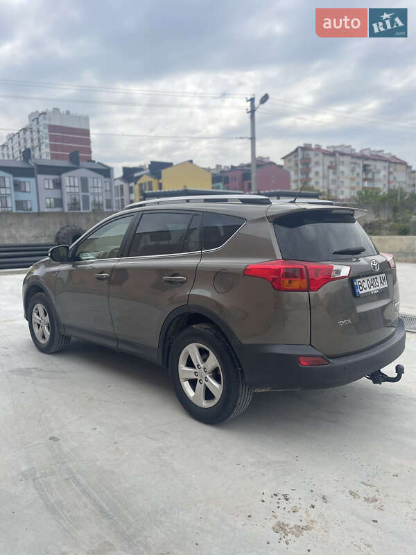 Внедорожник / Кроссовер Toyota RAV4 2013 в Львове