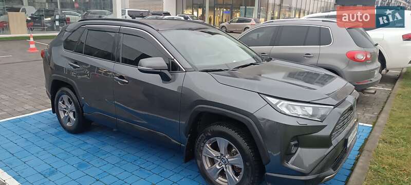 Внедорожник / Кроссовер Toyota RAV4 2022 в Львове фото 2 Внедорожник / Кроссовер Toyota RAV4 2022 в Львове