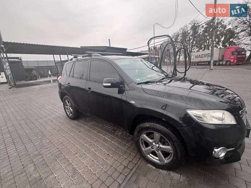 Внедорожник / Кроссовер Toyota RAV4 2012 в Львове