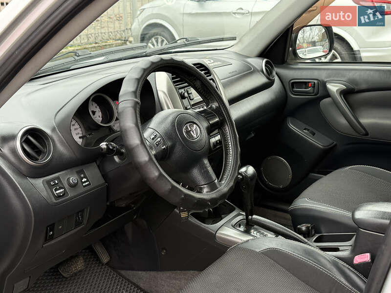 Позашляховик / Кросовер Toyota RAV4 2004 в Одесі фото 11 Позашляховик / Кросовер Toyota RAV4 2004 в Одесі