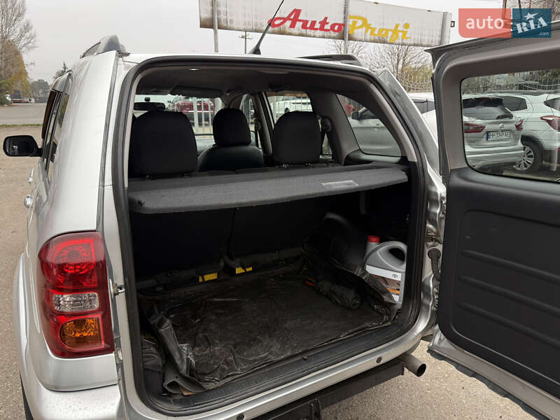 Позашляховик / Кросовер Toyota RAV4 2004 в Одесі фото 25 Позашляховик / Кросовер Toyota RAV4 2004 в Одесі