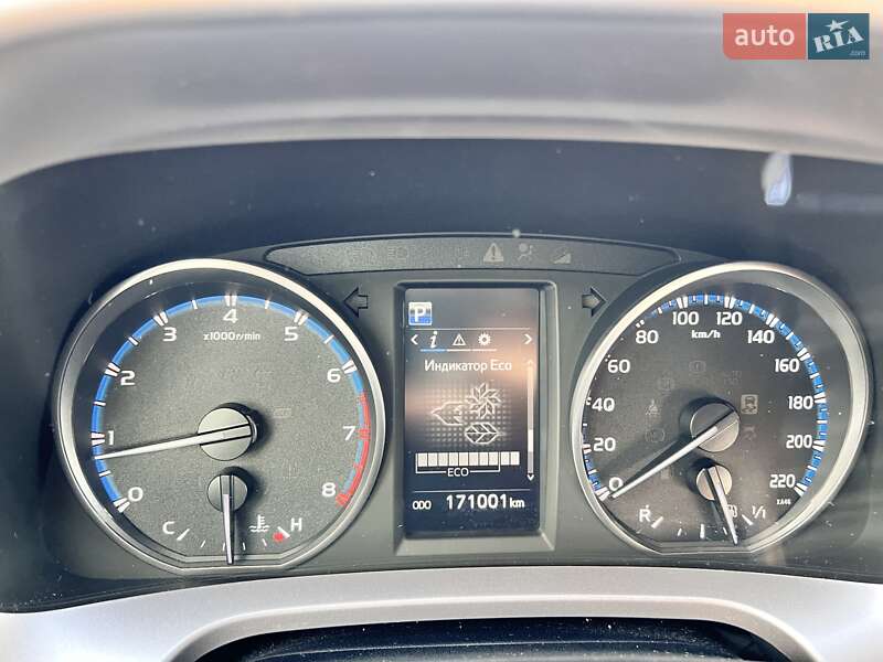 Внедорожник / Кроссовер Toyota RAV4 2018 в Нововолынске фото 46 Внедорожник / Кроссовер Toyota RAV4 2018 в Нововолынске