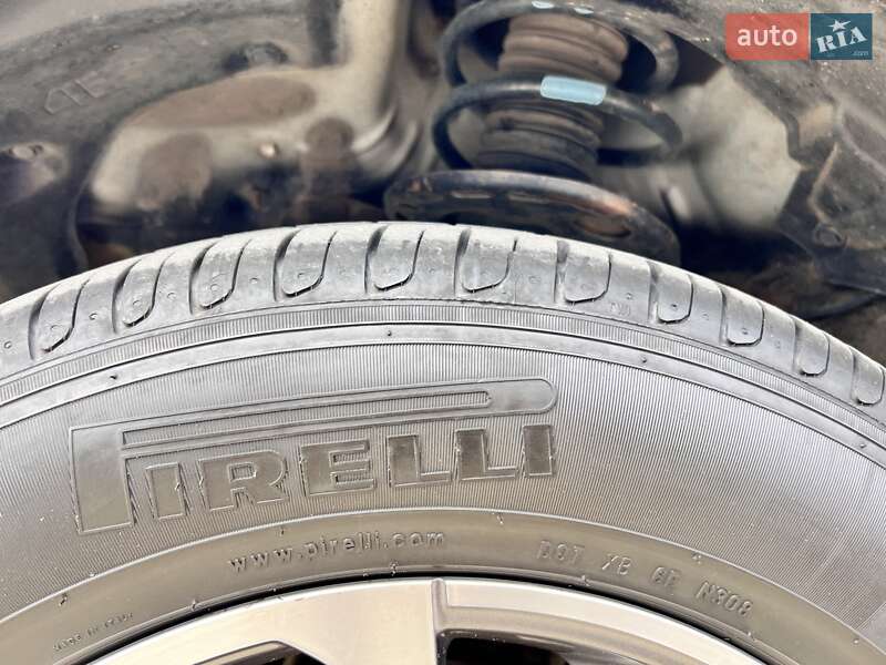 Внедорожник / Кроссовер Toyota RAV4 2018 в Нововолынске фото 115 Внедорожник / Кроссовер Toyota RAV4 2018 в Нововолынске