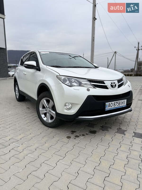 Внедорожник / Кроссовер Toyota RAV4 2013 в Хусте фото Внедорожник / Кроссовер Toyota RAV4 2013 в Хусте