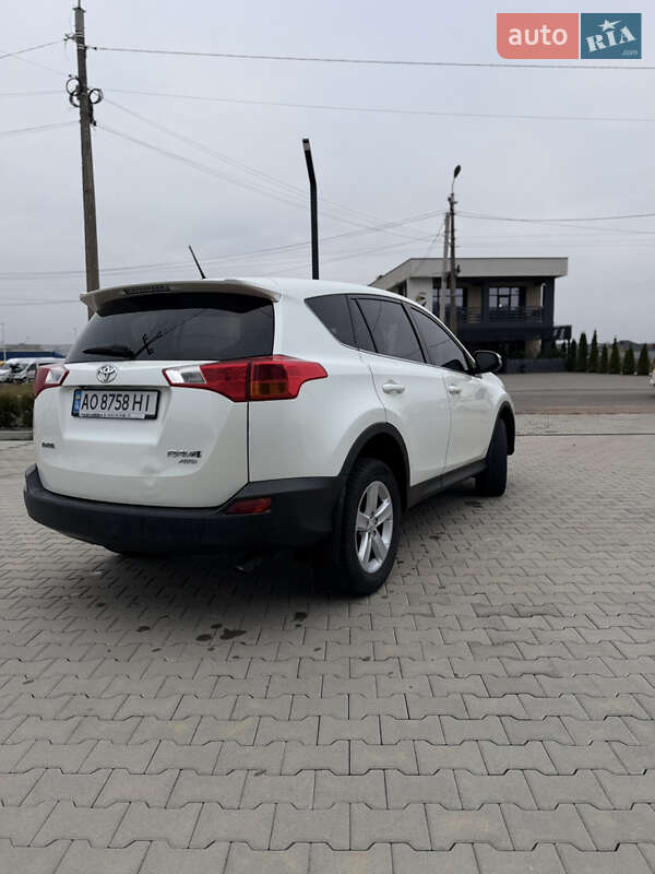 Внедорожник / Кроссовер Toyota RAV4 2013 в Хусте фото 7 Внедорожник / Кроссовер Toyota RAV4 2013 в Хусте