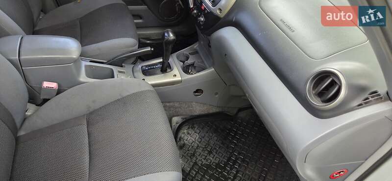 Внедорожник / Кроссовер Toyota RAV4 2003 в Одессе фото 10 Внедорожник / Кроссовер Toyota RAV4 2003 в Одессе