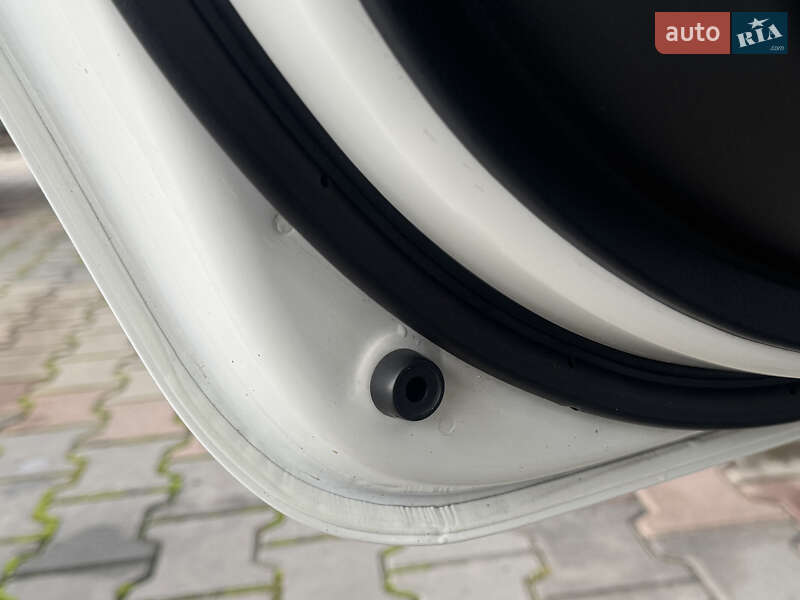 Внедорожник / Кроссовер Toyota RAV4 2011 в Виннице