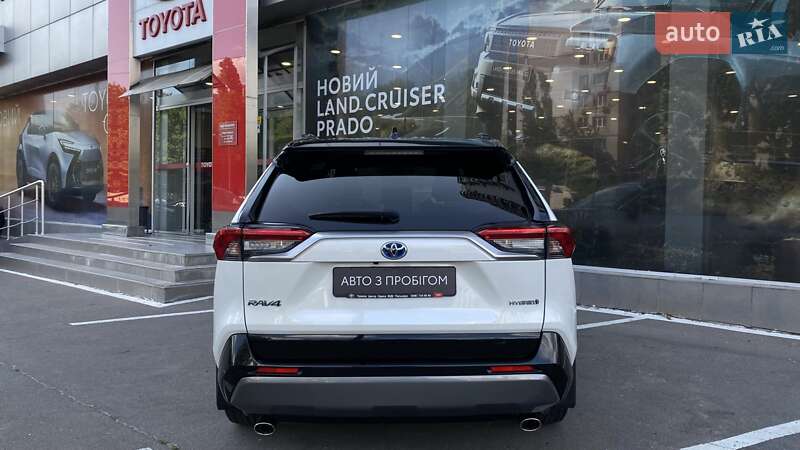 Внедорожник / Кроссовер Toyota RAV4 2020 в Одессе
