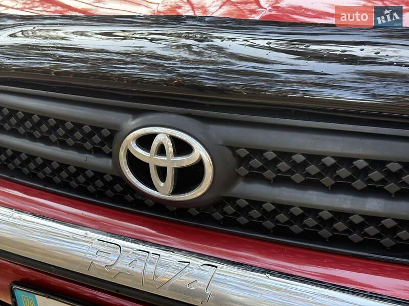 Внедорожник / Кроссовер Toyota RAV4 2008 в Киеве