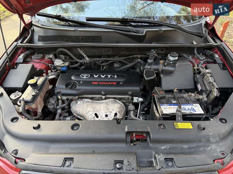 Внедорожник / Кроссовер Toyota RAV4 2008 в Киеве