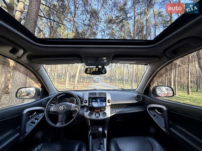 Внедорожник / Кроссовер Toyota RAV4 2008 в Киеве
