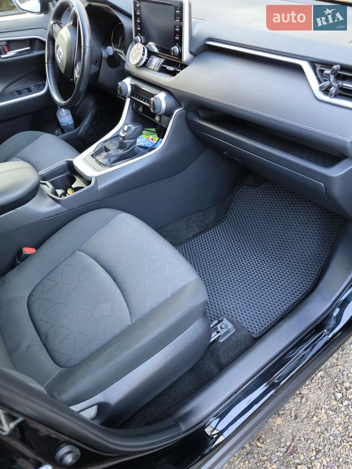 2019 Toyota RAV 4 - мініатюра 9