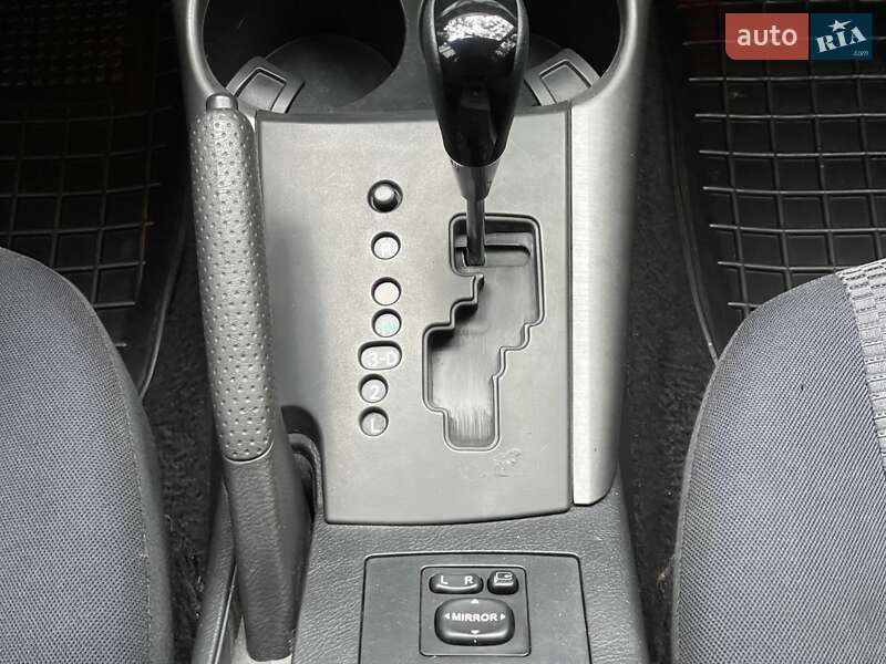 Внедорожник / Кроссовер Toyota RAV4 2008 в Киеве