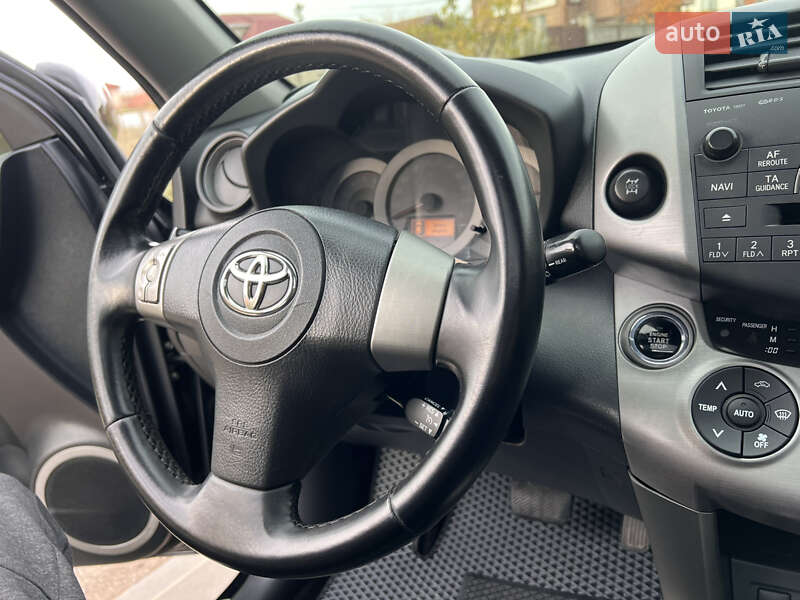 Внедорожник / Кроссовер Toyota RAV4 2008 в Одессе